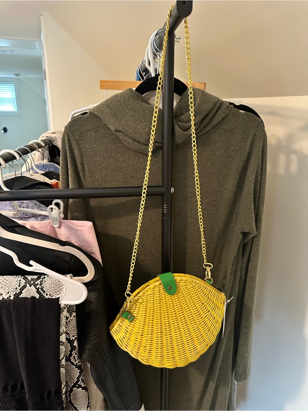Anthropologie Yellow Woven Lemon Crossbody with Green Trim and Gold Chain